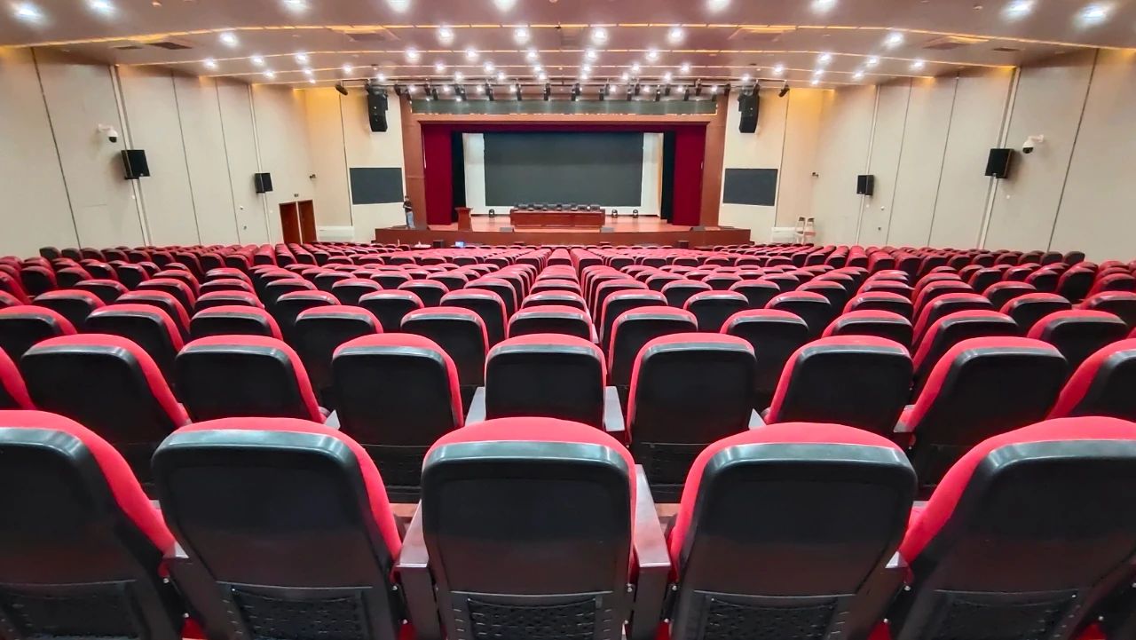 KU酷游官网会议扩声系统工程产品服务于六安市某学堂！